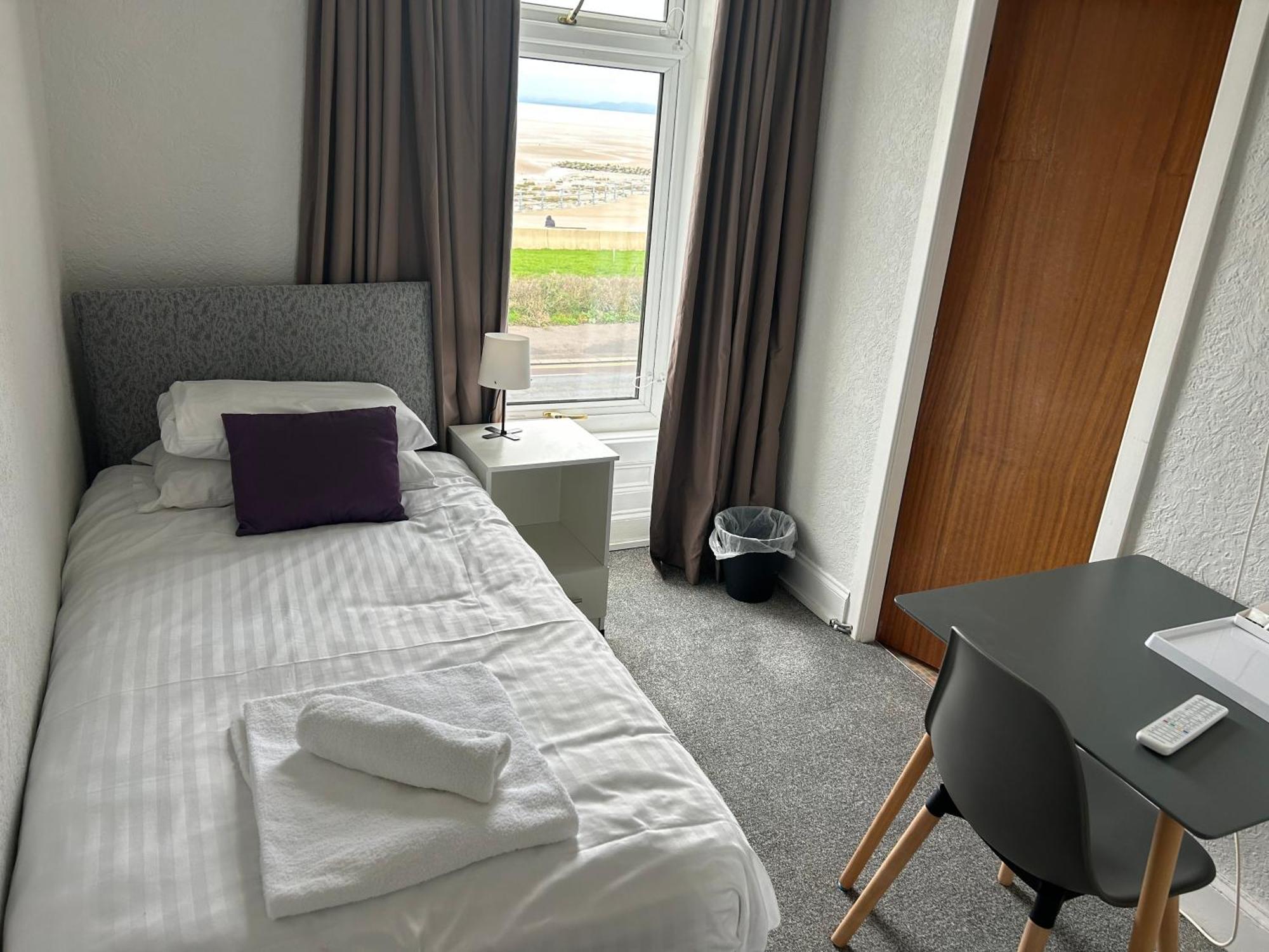 The Clifton Seafront Hotel Morecambe Kültér fotó