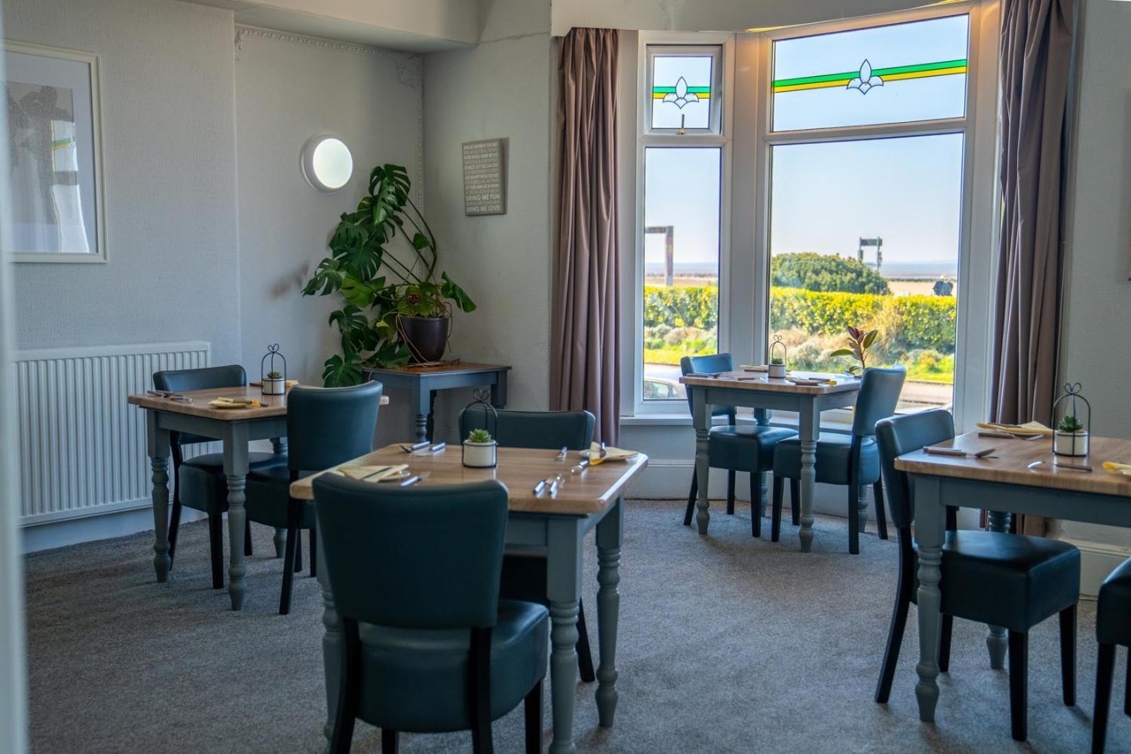 The Clifton Seafront Hotel Morecambe Kültér fotó